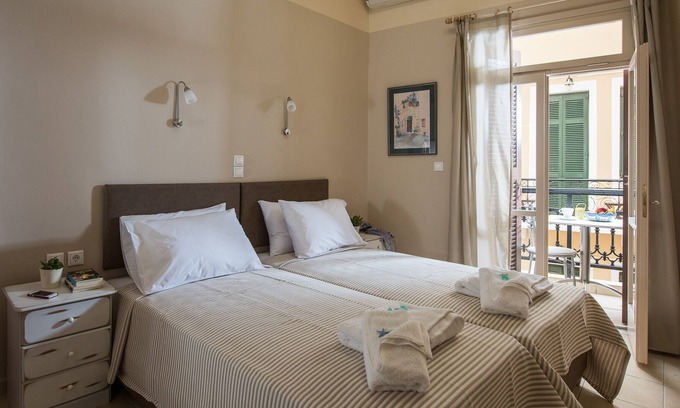 Old Town Apartment | Studio Kiara B2 Old Port