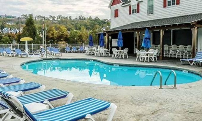 Branson Resort | Studio Lakeside, Luxury Condo, Branson, Missouri 3958856