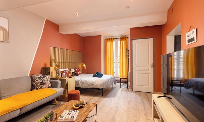 Limoux Apartment | Studio le limouxin Limoux town center