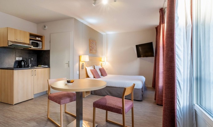 Ile de Nantes Palais des Congres Apartment | Studio lumineux, au coeur de l'Ile de Nantes !