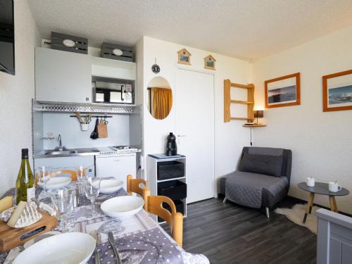 Reberty Apartment | Studio Médian 422 by Interhome