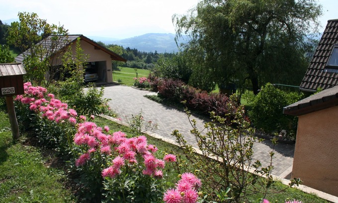 Viuz-la-Chiesaz Apartment | Studio of 30 m² in detached house