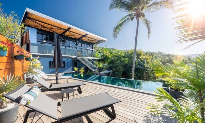 Les Avirons Apartment | Studio Pitaya - Vue mer et piscine partagée