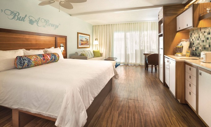 Frydendal Resort | Studio Plus @ The Beachfront Wyndham Margaritaville - Pools, SwimUpBar + Beach!