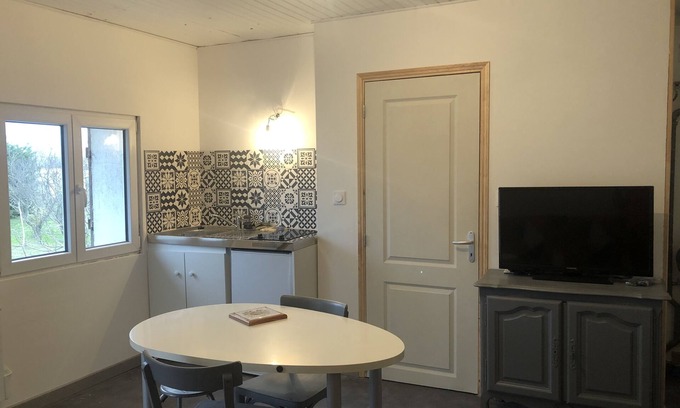 Montelimar Apartment | Studio Proche Cnpe Cruas