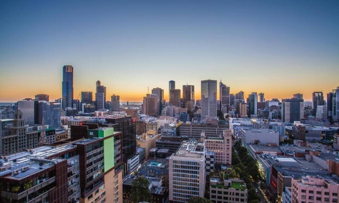 Melbourne Central Business District Apartment | Studio Queen at Beckett Street Melbourne CBD