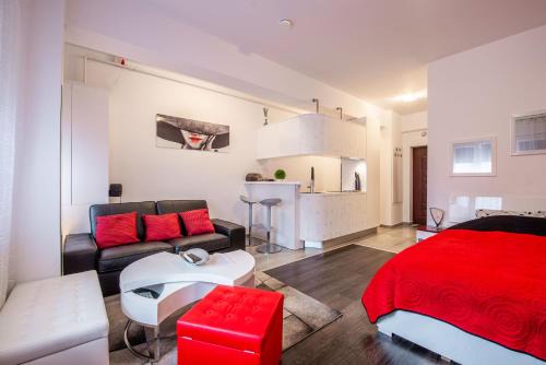 Chiajna Apartment | Studio Residence Militari M6