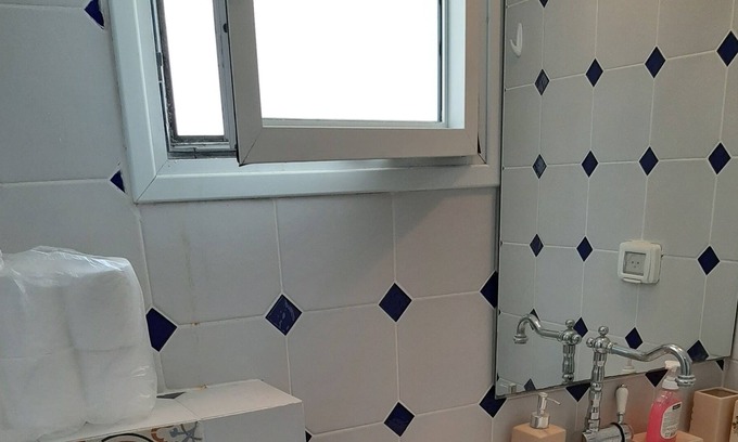 Old North Apartment | Studio Right Sea & port view !100 meters to Mezizim beach