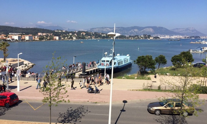 Les Sablettes Apartment | Studio sea view 200 m from beaches free parking Wifi Clim