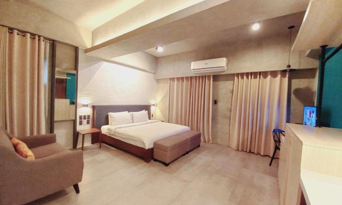 Kaunlaran Apartment | Studio Stay Servce Aprtmnt 2pax allows 3pax 24077