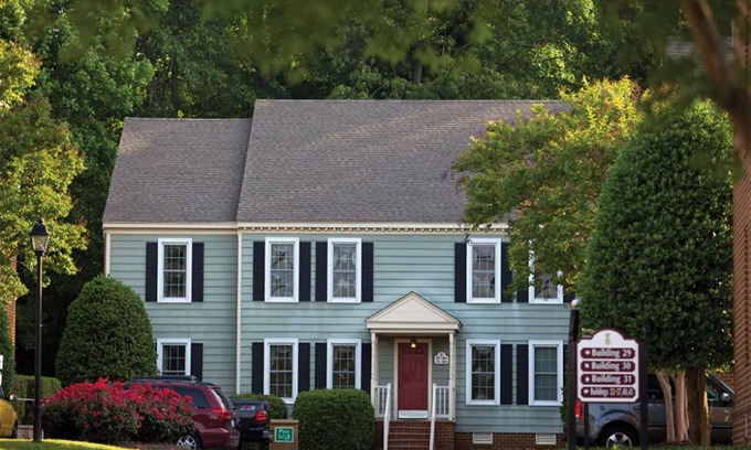 Williamsburg Apartment | Studio Suite w/Kitchenette at Williamsburg Patriot's Place!