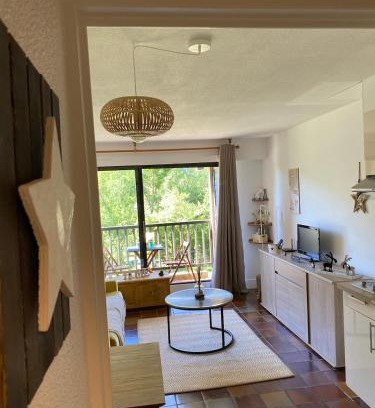 Saint-Chaffrey Apartment | Studio terrasse plein sud avec coin montagne