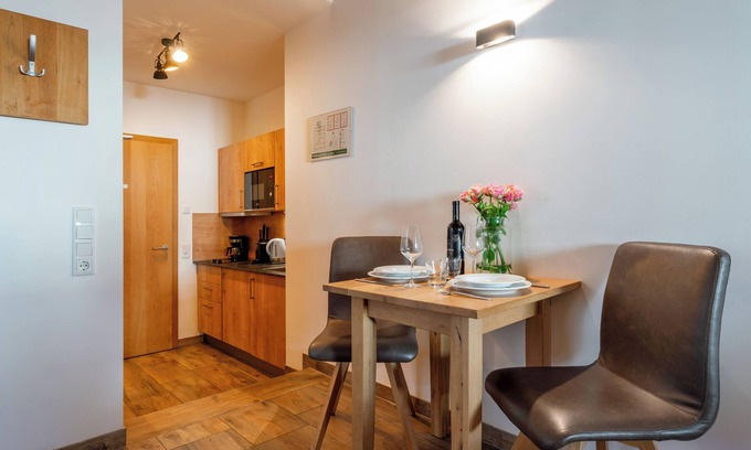 Piesendorf Apartment | Studio with a balcony, a shared sauna and a gym