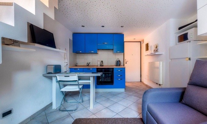 Alpes-Maritimes Apartment | Studio with mezzanine, near beach and center