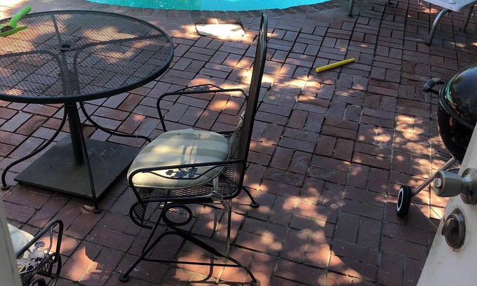 Valley Glen House | Studio with private entrance