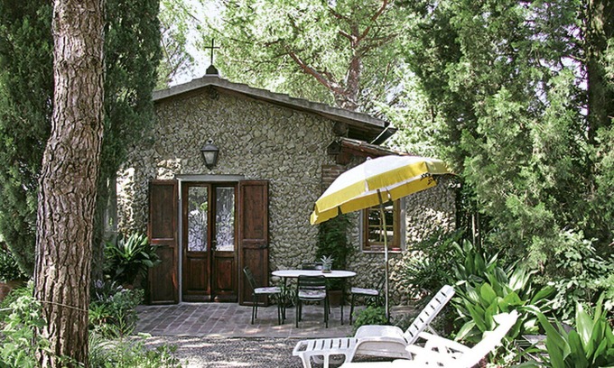 Palaia House | Stunning private villa for 2 people with TV and terrace