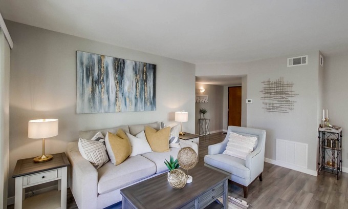 Rancho Bernardo Condo | Stunning 2 bedroom condo in 55+ Oaks North Village! READ DESCRIPTION