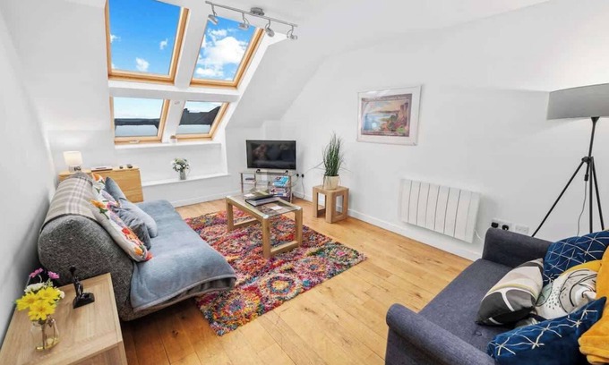Oban Apartment | Stunning 2BR Loft Apt. in Oban w/Sea Views
