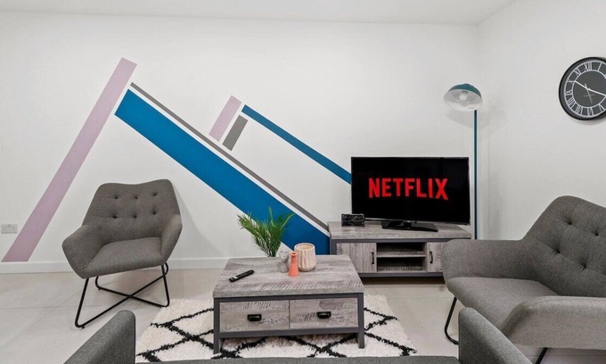 Gabalfa Apartment | Stunning Central Cardiff Gem