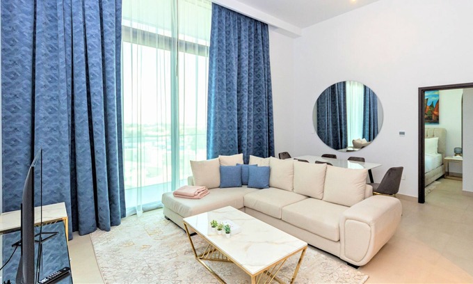 Bur Dubai Apartment | Stunning Downtown Views with Dubai Mall access
