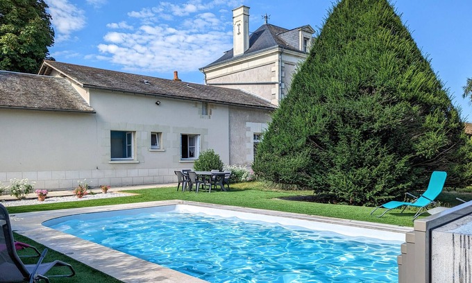 Ceaux-en-Loudun House | Stunning home in Ceaux-en-Loudun