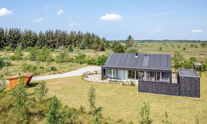 Brovst House | Stunning home in Brovst with sauna