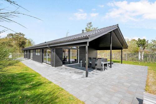 Øer Strand House | Stunning Home In Ebeltoft With 3 Bedrooms And Internet