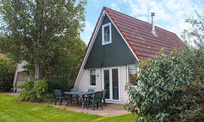 Gramsbergen House | Stunning home in Gramsbergen with WiFi