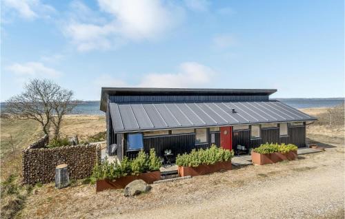 Hojslev House | Stunning Home In Højslev With Kitchen