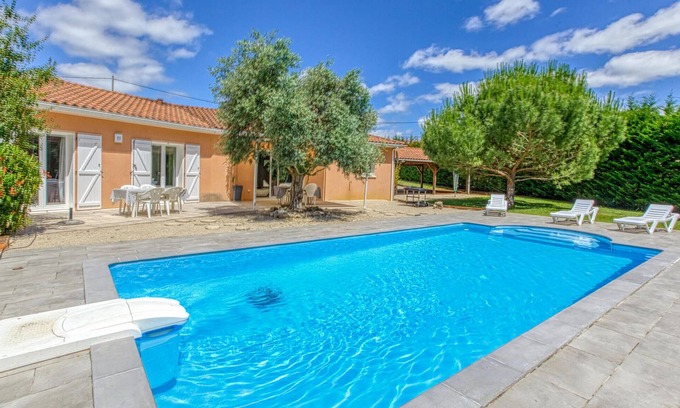 Montsales House | Stunning home in Montsales with WiFi