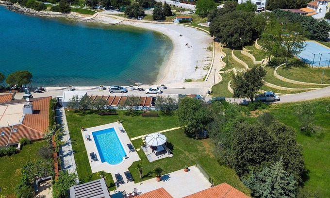 Pjescana Uvala House | Stunning home in Pula