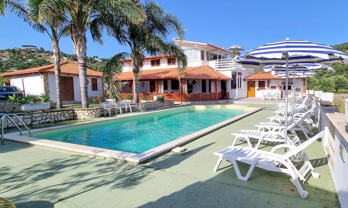 Santa Maria House | Stunning home in RICADI with WiFi