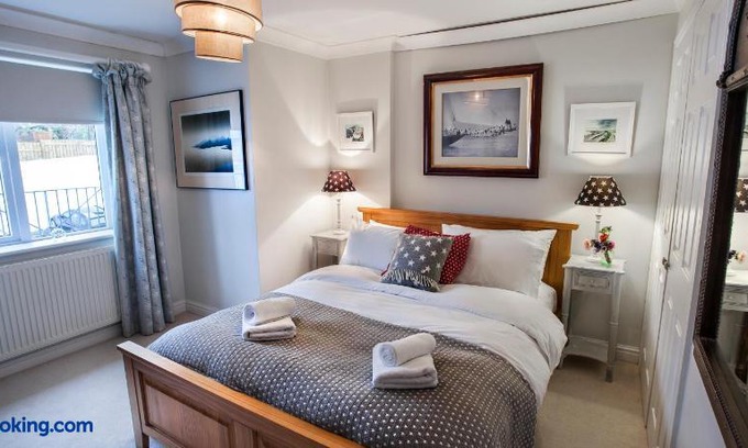 Chysauster Apartment | Stunning home with breathtaking sea views