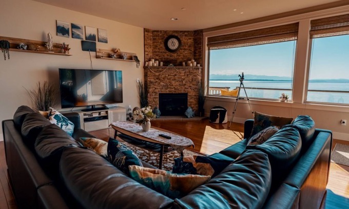 Harbour Pointe House | Stunning House with Views of Puget Sound! Ideal for Family Reunions