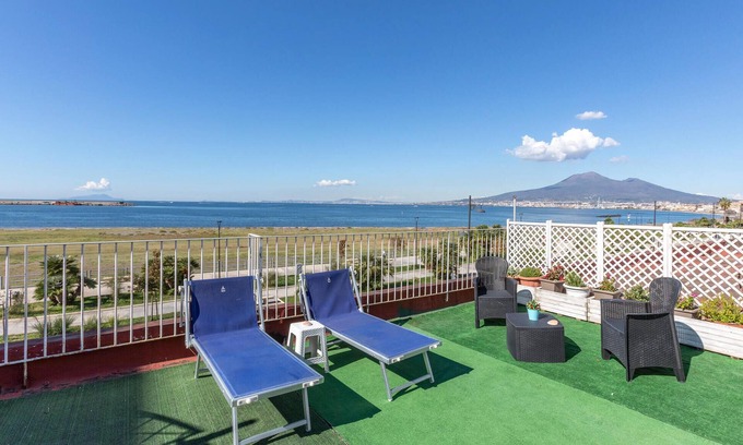 Castellammare di Stabia House | Stunning home in Castellammare di Stabi