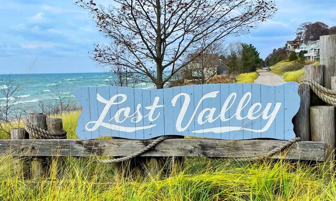 White River Township House | Stunning Lake Michigan Home/Montague MI/Directly on Water/Low Bluff/Great Views