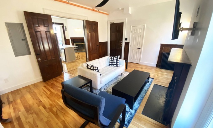 Parkside House | Stunning - modern 2 bedroom Victorian mansion pad