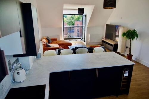 Easton Apartment | Stunning new rustic townhouse