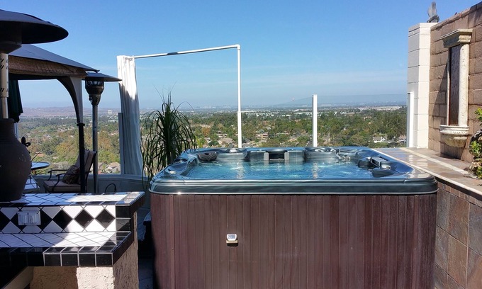 Lake Forest House | Stunning Panoramic View Home With Jacuzzi And Perfect South OC Location