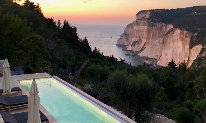 Magazia House | Stunning & peaceful villa - fabulous pool and walk to beach.