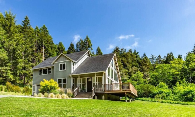 Trinidad House | Stunning, Private Oasis on 3 acres in Trinidad!