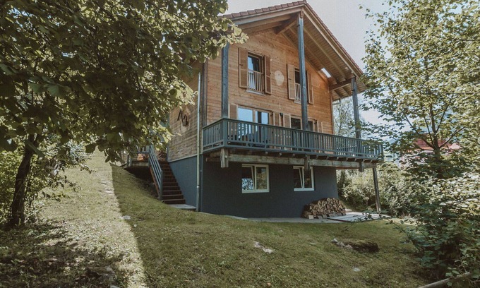Bad Gastein House | Stunning private villa for 6 people with WIFI, TV and terrace