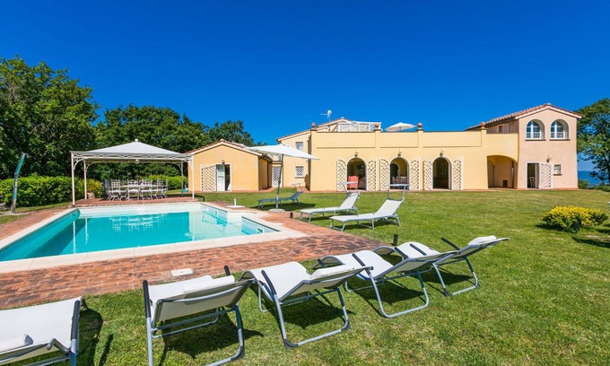 Cecina Valley Villa | Stunning private villa with A/C, private pool, WIFI, TV, patio, pets allowed and panoramic view