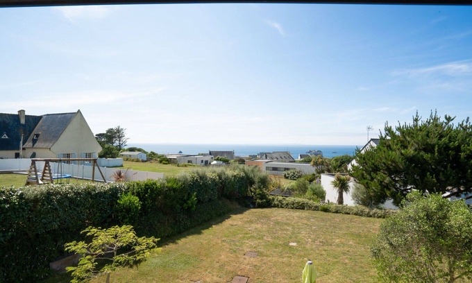 Plouarzel House | Stunning private villa for 10 guests with WIFI, TV, terrace and pets allowed