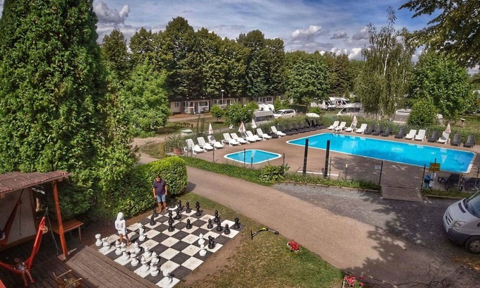 Dolni Pocernice House | Stunning private villa for 5 guests with WIFI, pool, terrace and pets allowed