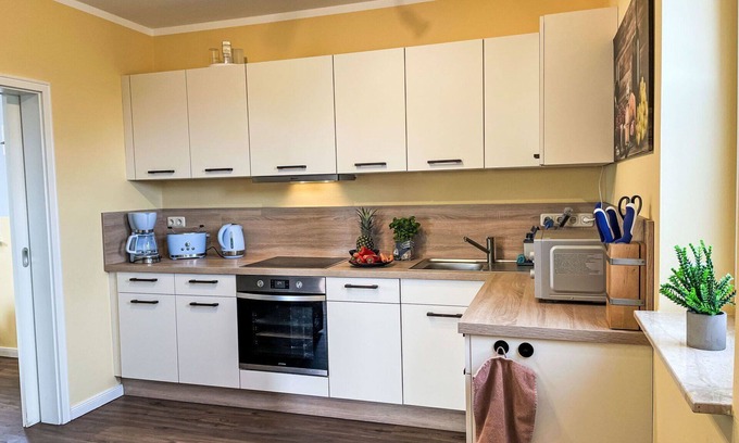 Wismar House | Stunning private villa for 4 people with WIFI, TV and patio