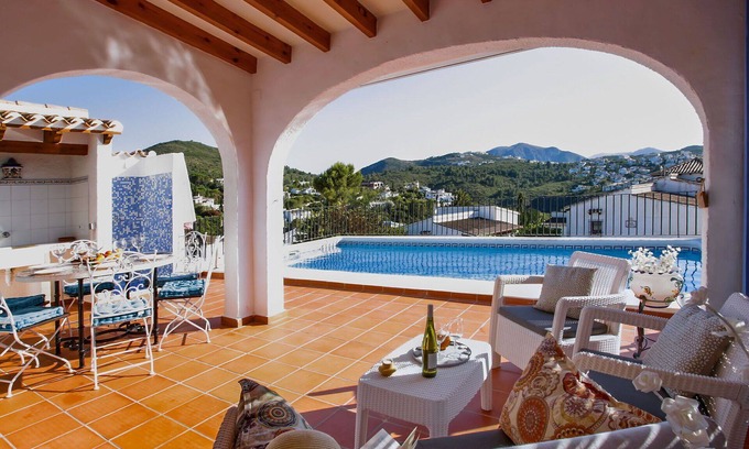 Monte Pego Villa | Stunning private villa for 6 people with WIFI, A/C, private pool, TV and terrace