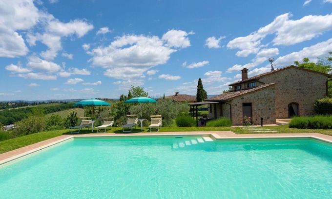 San Gimignano Villa | Stunning private villa for 6 people with private pool, WIFI, TV and panoramic view
