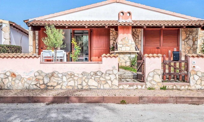 Viddalba House | Stunning villa for 4 guests with A/C, pool, WIFI, TV and terrace