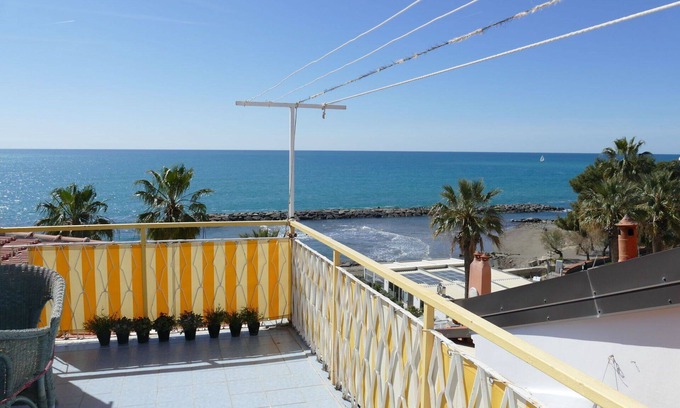 Riva Ligure House | Stunning villa for 6 people with A/C, WIFI, TV, terrace and pets allowed